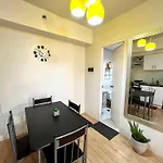 It Park 1-Bedroom W/Pool