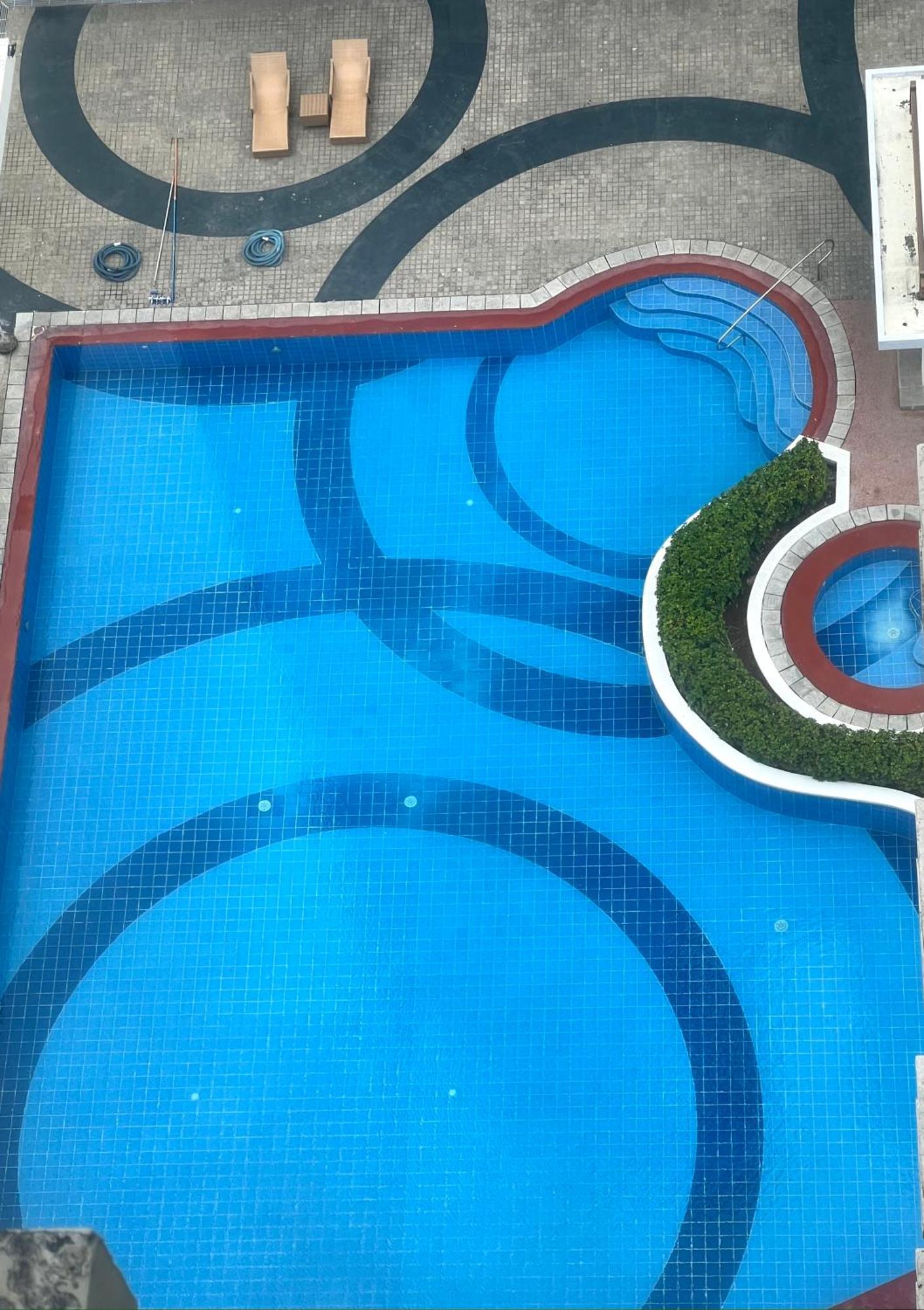 It Park 1-bedroom W/pool * Cebu
