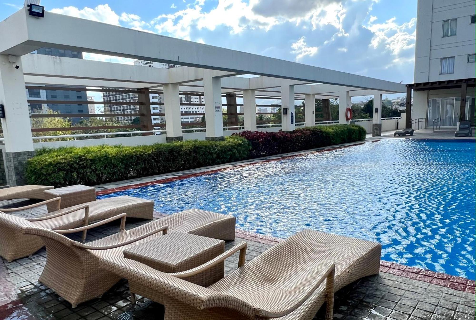 It Park 1-bedroom W/pool Cebu